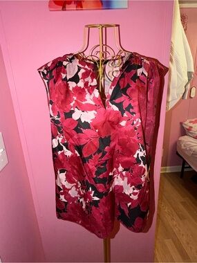 Banana Republic Pink and Black Floral Sleeveless Blouse